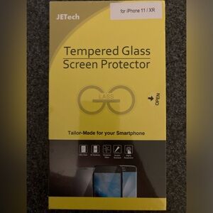 iPhone 11 screen protector